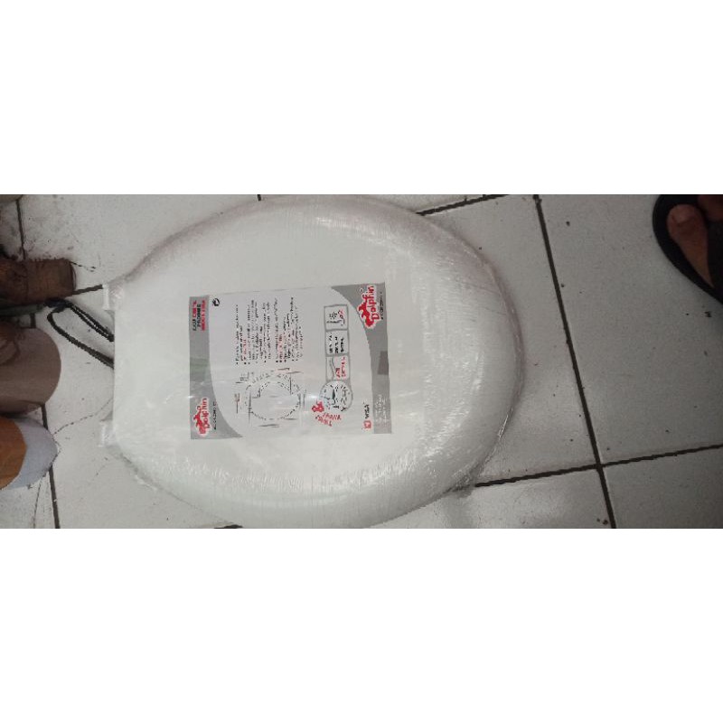 Cover toilet/toilet cover/tutup closet/closet