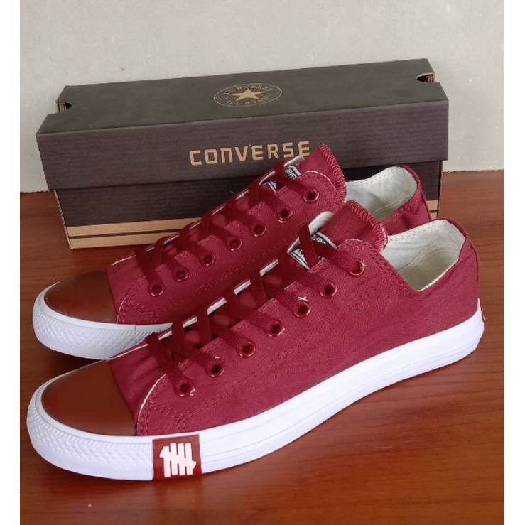 sepatu converse all star ct petir maroon all star ct petir chuck taylor merah maroon