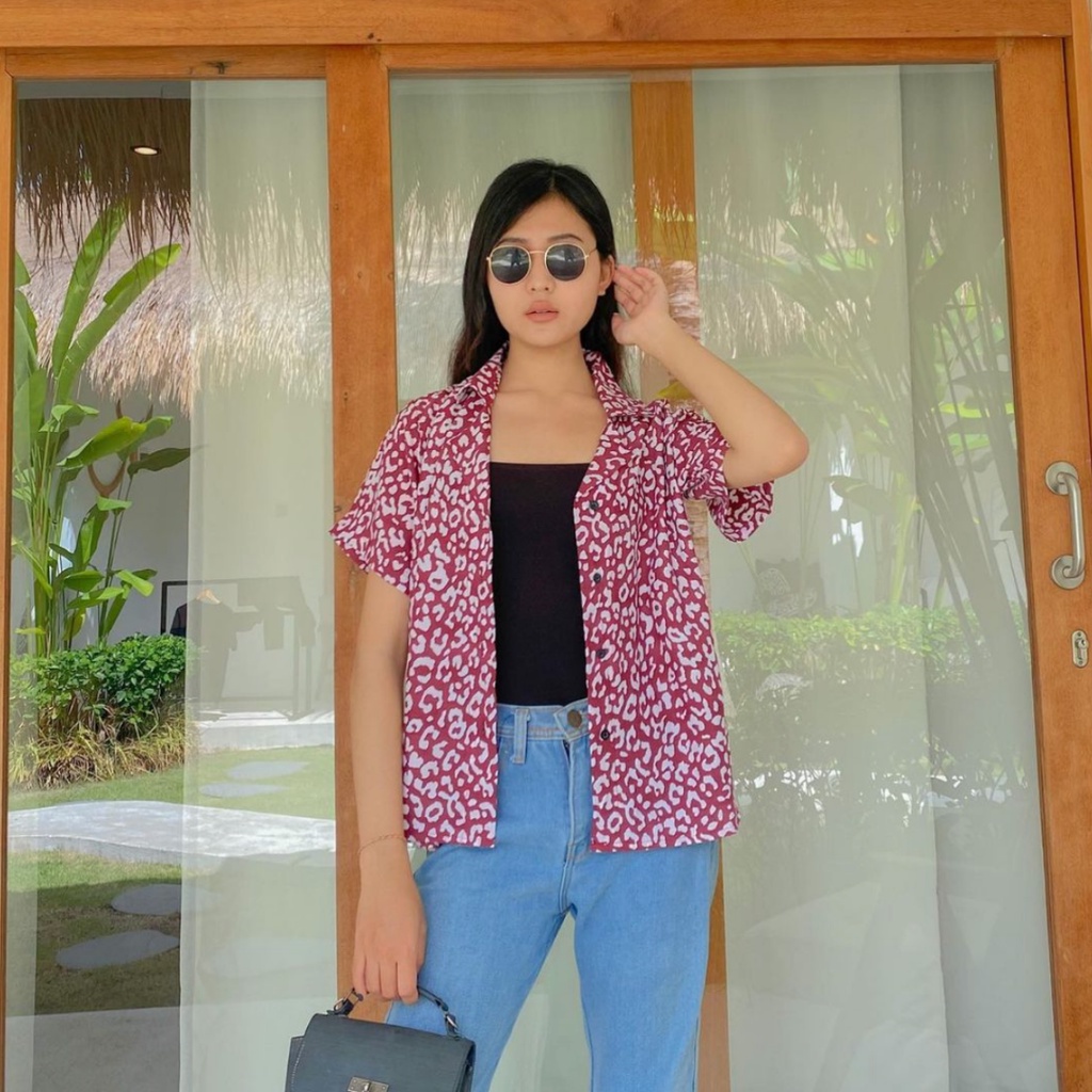 Kemeja Motif Wanita | Kemeja Wanita Motif | Kemja Motif Abstract Wanita | Kemeja Motif Polkadot