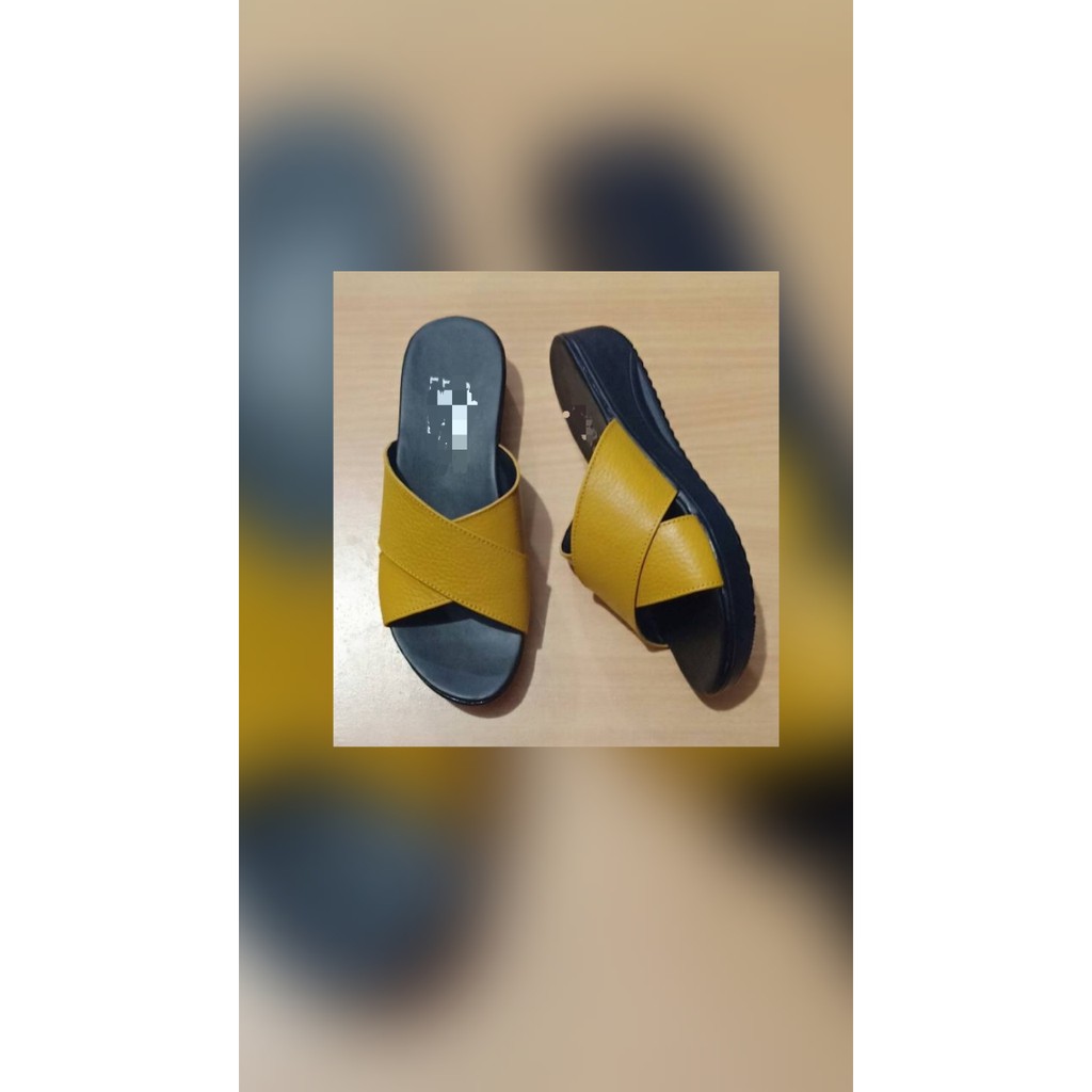 Sandal wedges wanita kulit asli