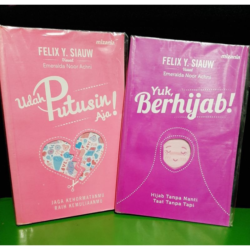 [PRELOVED] Buku "Udah Putusin Aja" dan "Yuk, Berhijab "