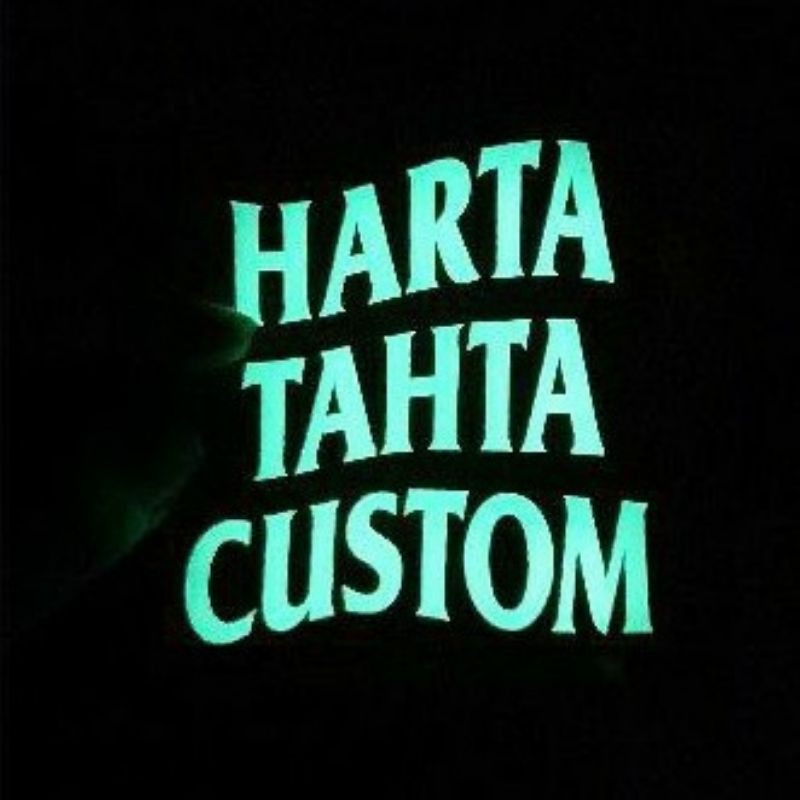 

stiker GLOW IN THE DARK [CUSTOM] harta tahta (nama anda)