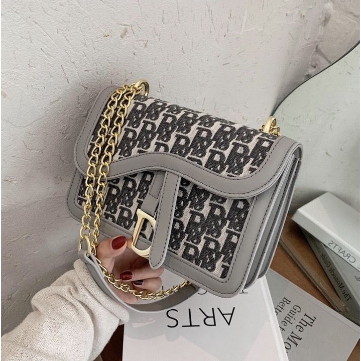 JK U4499 1KG MUAT 2PCS TAS SELEMPANG WANITA FASHION IMPORT SADDLE BAG  883 Y5889 Z3802 E6880 T3068