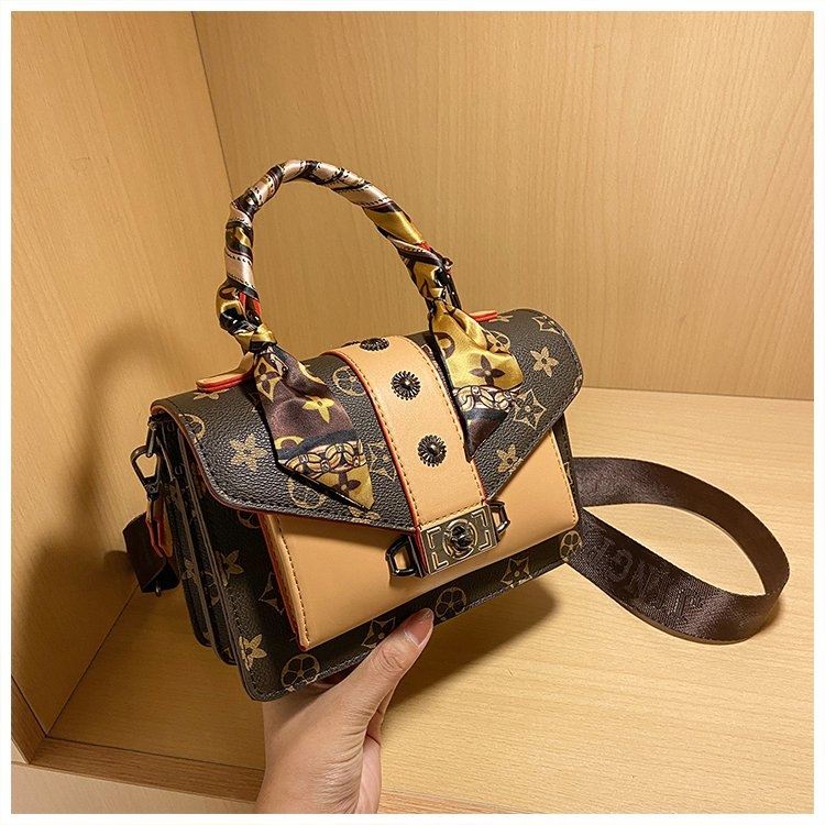 BJ2798 - BROWN/COFFEE - TAS SLEMPANG WANITA FASHION IMPORT MODIS ELEGAN TERMURAH TERLARIS TERBARU BAGSTORE JAKARTA TAS BATAM JT798 EL5873 LT2033 BQ3419 CR7840