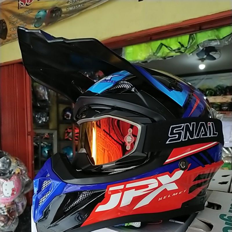 Helm Jpx x36 google snail