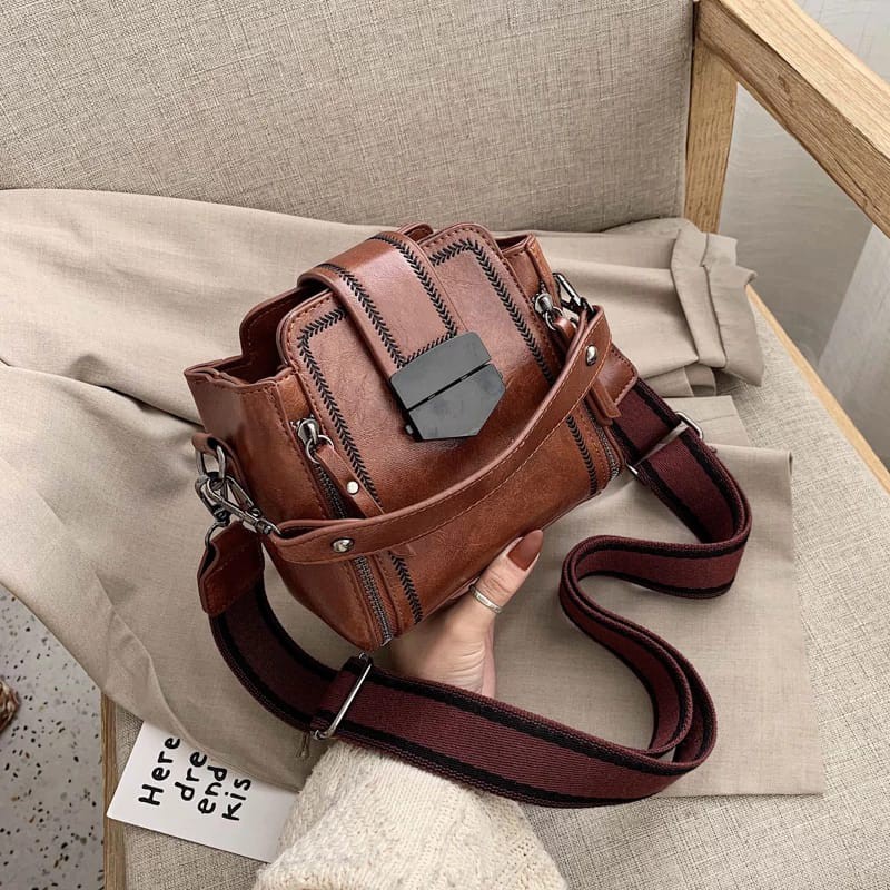 TAS SELEMPANG WANITA IMPORT / TAS FASHION TERBARU BEST SELLER