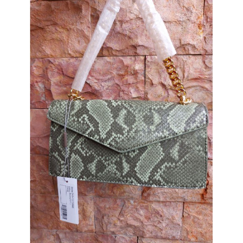 Tas kulit hijau ck