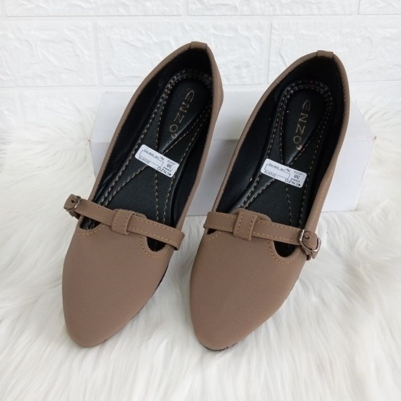 Sepatu Balet Wanita Simple Unik Kekinian Viral Flatshoes Terbaru Model Gesper Bisa COD FLASH SALE