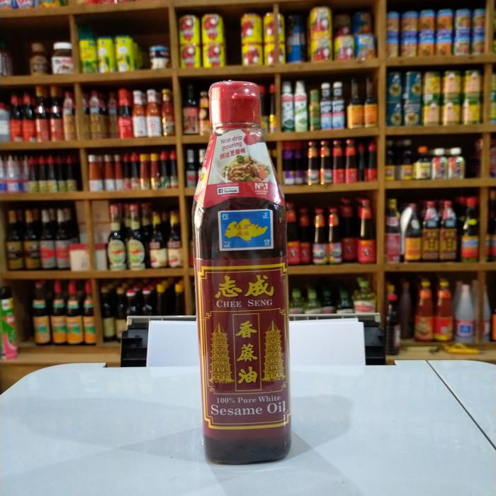 

[GOJEK-ONLY] MINYAK WIJEN PAGODA CHEE SENG SESAME OIL 375ML SINGAPORE