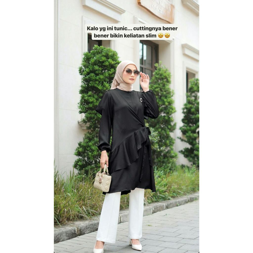 Celine Blouse by Vanilla Hijab