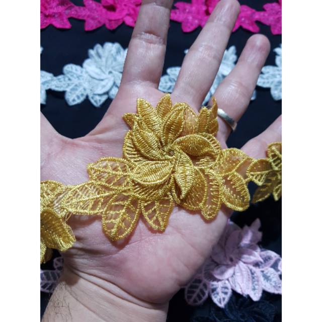 Renda bordir tempel meteran violet