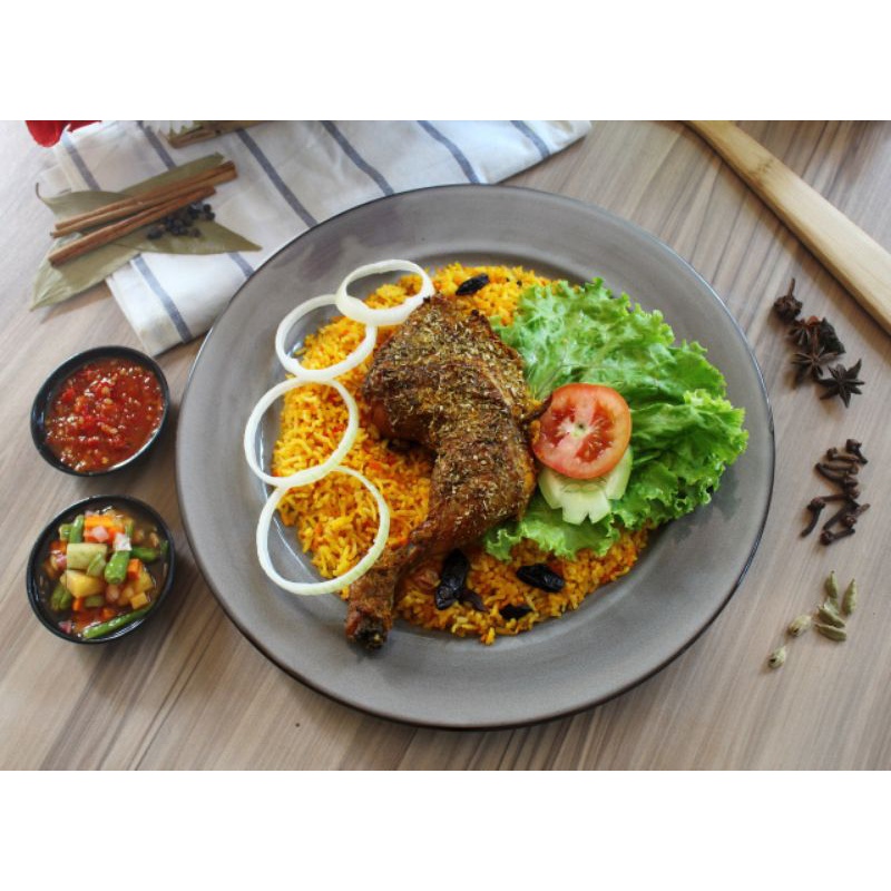 

Nasi Kebuli Ayam / Daging