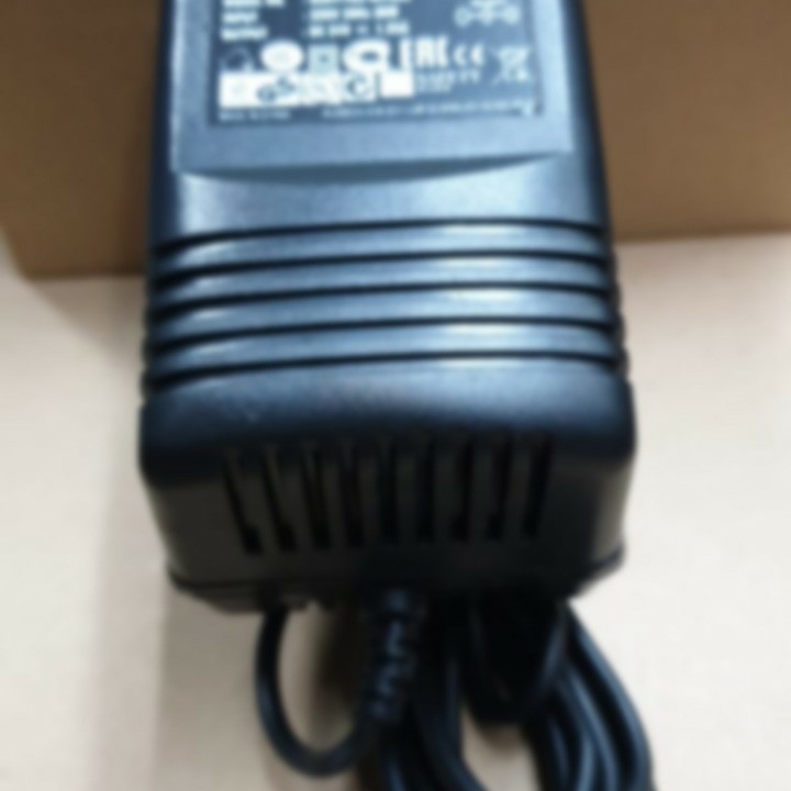 adaptor ac ac 12v 300ma