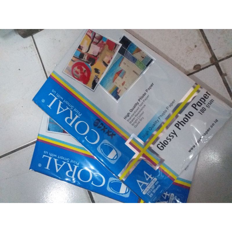 

Glossy coral 180 gsm