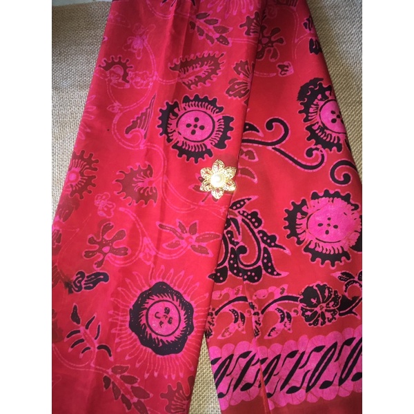 Batik Merah Maroon