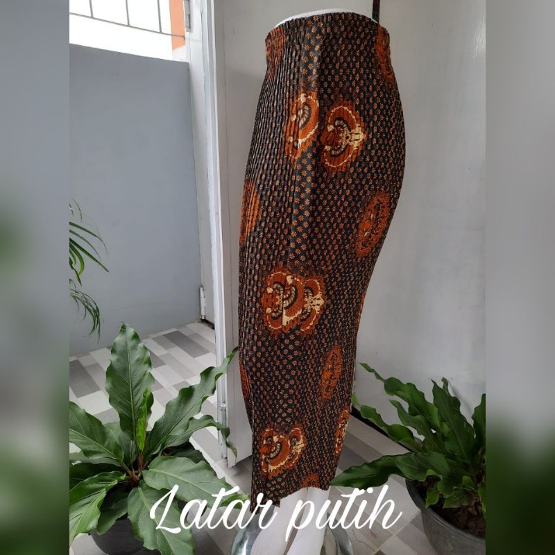 Rok jarik wiron plisket batik truntumgaruda