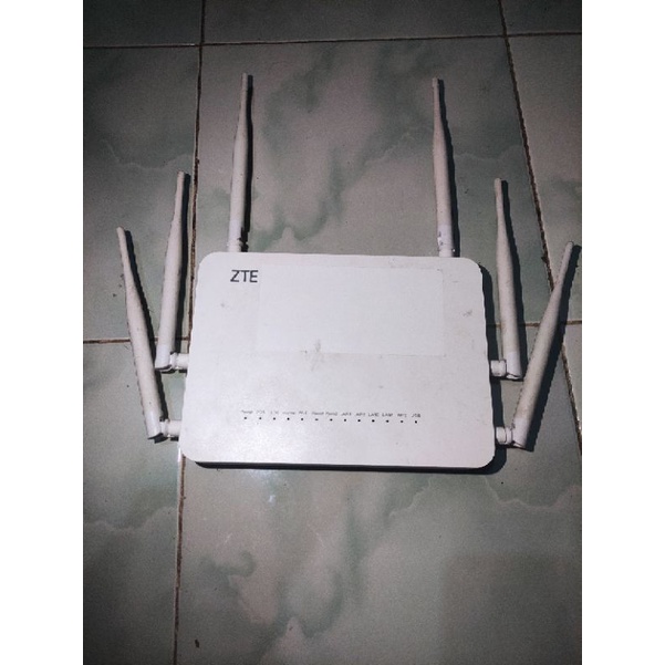 ONT ZTE ZXHN F670 premium 5G  Antena 6