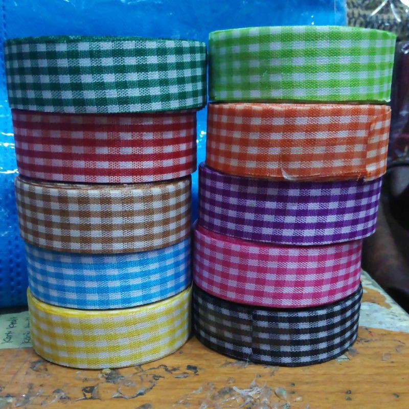 

pita motif kotak kotak atau motif square