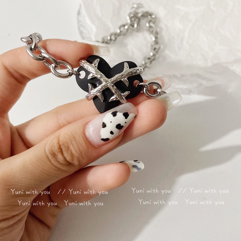 Black Love Necklace Accessories Pendant Clavicle Chain Personality Korean Version