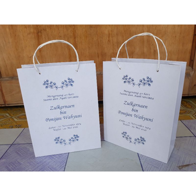 

PAPERBAG KRAFT PUTIH EDISI TAHLILAN,PXLXT 18X6X23