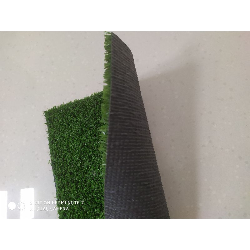 RUMPUT SINTETIS GOLF STANDAR UKURAN 25x25 CM