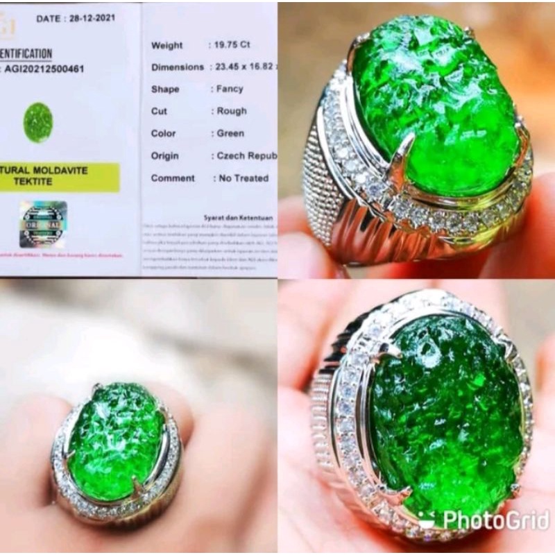 batu moldavite