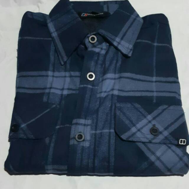 Kemeja Berghaus