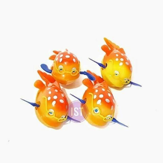 Mainan lucu wind up swiming ikan buntal ikan air