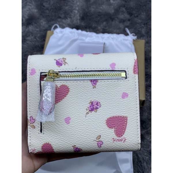 Coach Small Wallet In Signature Canvas With Heart Print