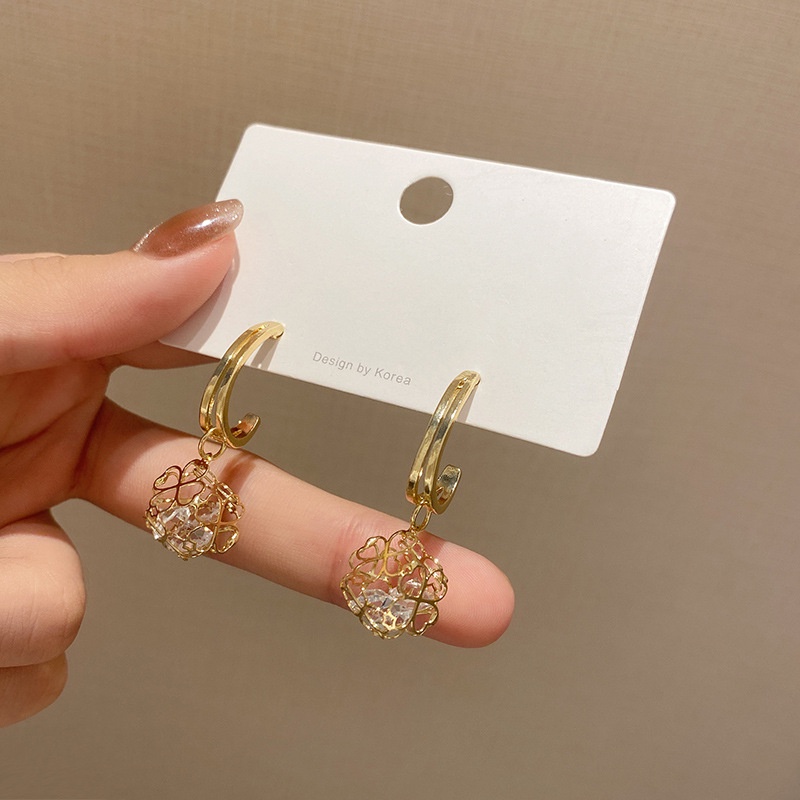 Anting Zircon Bentuk Persegi Model Hollow Gaya Korea