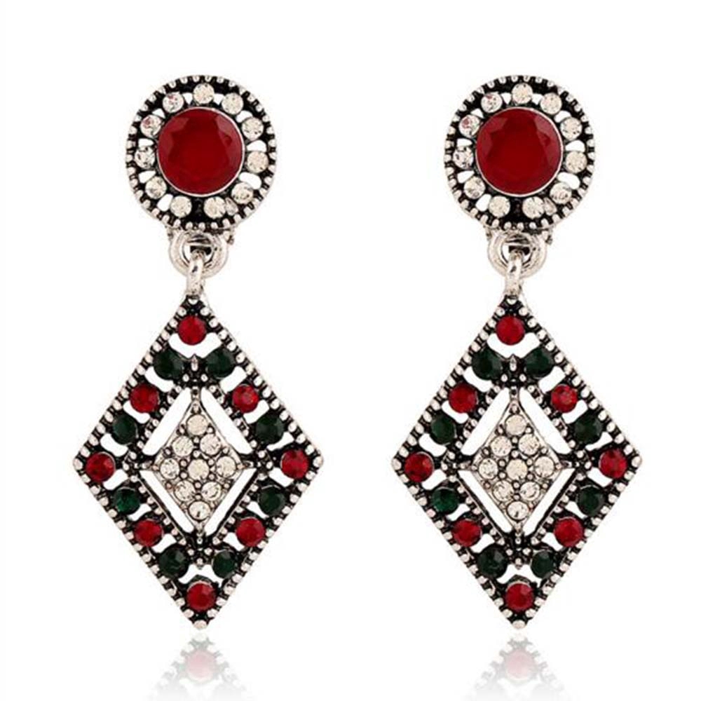 Anting Klip Panjang Warna Silver / Gold Gaya Vintage Antik Untuk Wanita