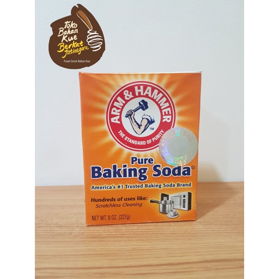 PURE BAKING SODA ARM &amp; HAMMER 227 GR / SODA KUE ARMS AND HAMMER