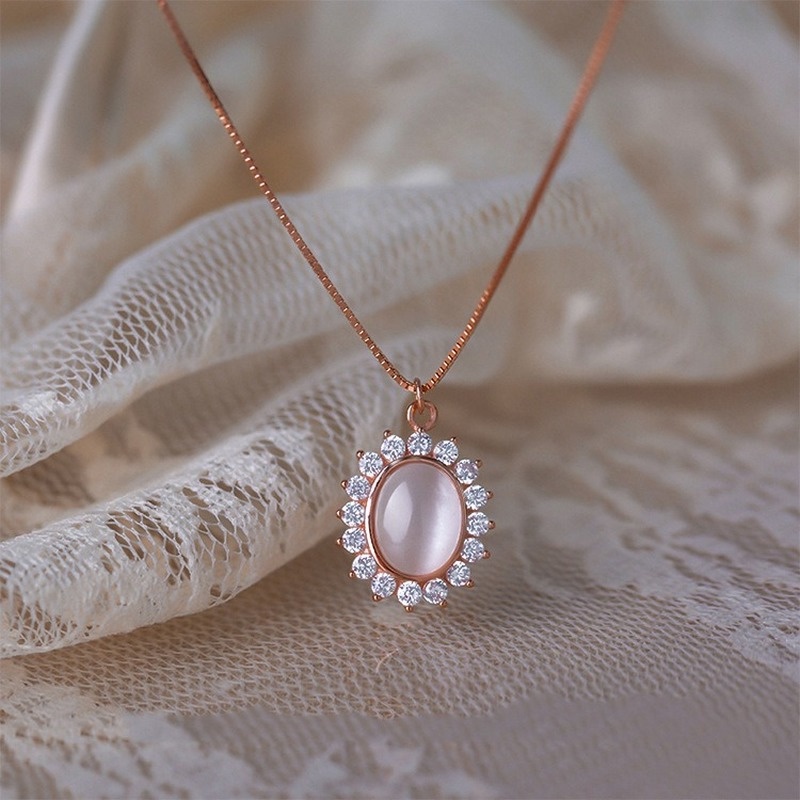 [Ready Stock]Fashion Silver Plated Retro Diamonds Opal Pendant Necklace