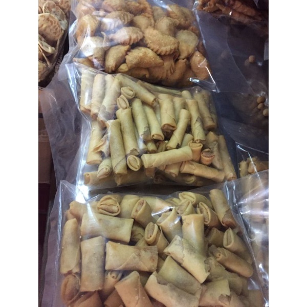 

sumpia ori pedas / sumpia udang / sumpia kiloan enak gurih murah/pastel udang