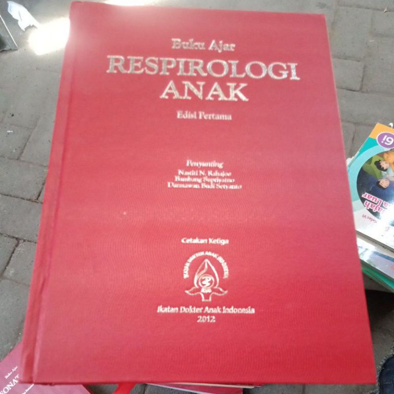 buku ajar respirologi anak