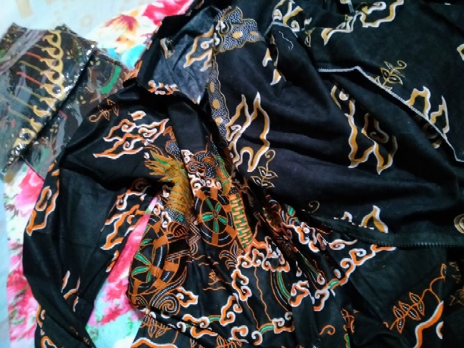 Maura Couple - Sania Ruffle Batik Couple Ori Ndoro Jowi Dnt Couple Batik Gamis Batik Keluarga Renda