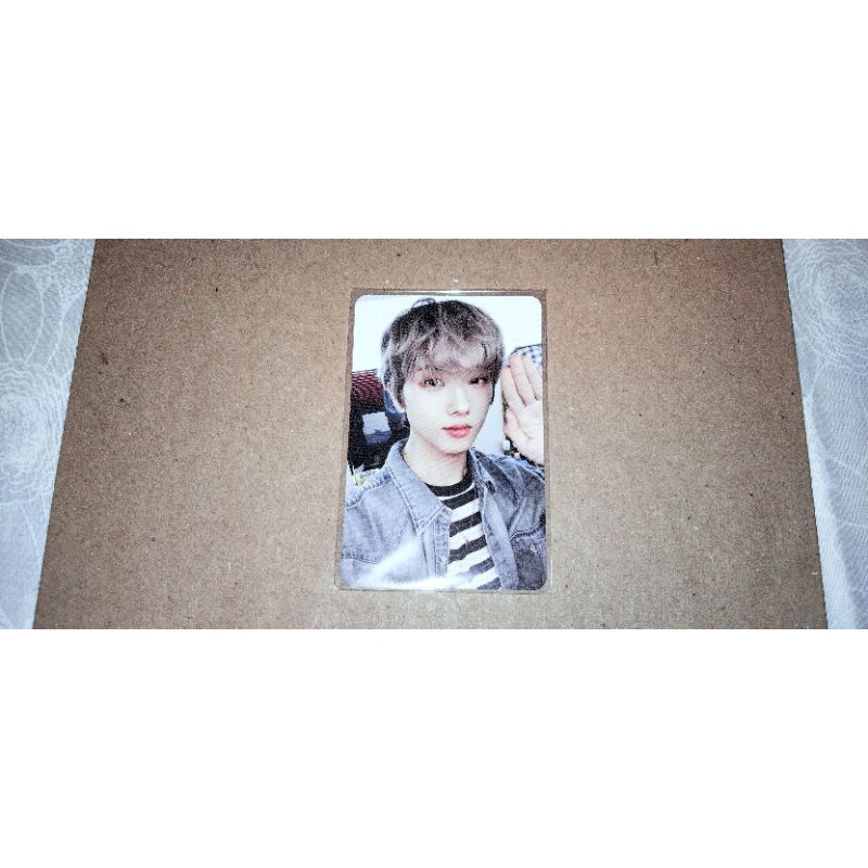 PC JISUNG CHILLING ver hot sauce