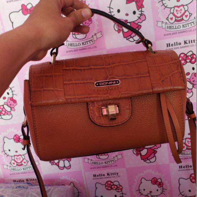 Donini vigo croco brown (sold by wa)