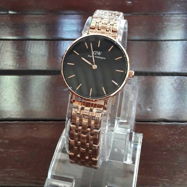 JAM TANGAN DANIEL WELLINGTON RANTAI STAINLEES STEEL UDAH PAKAI BOX