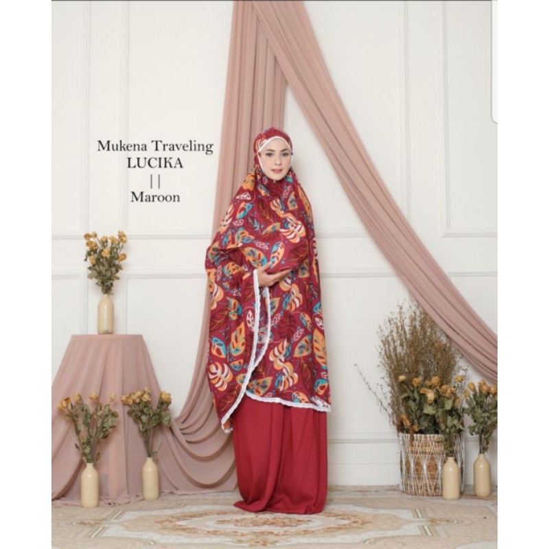 Mukena Dewasa Motif Daun Janda Bolong