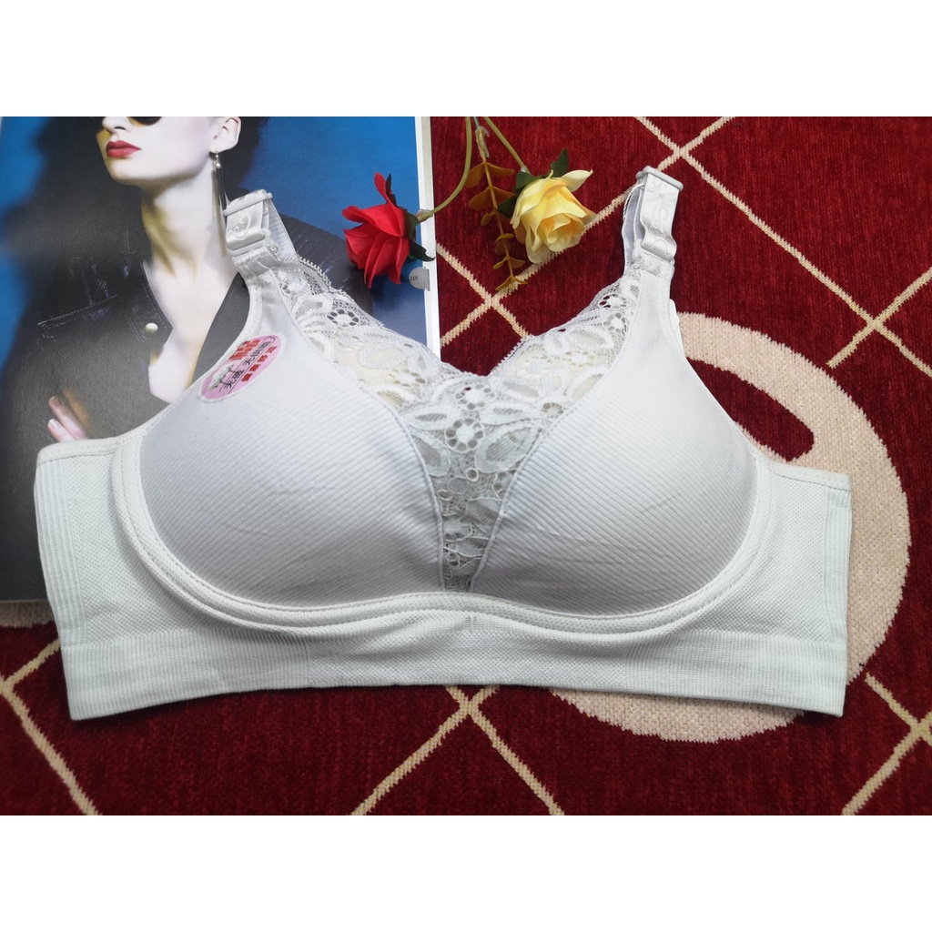 Bra/BH Import Wanita 2481# Bahan Super Soft Busa Tebal, Ada Kawat (BELI 4 Pcs Free Masker)