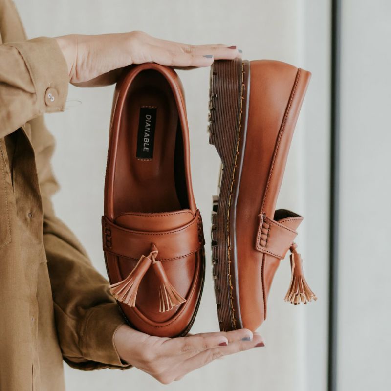 NEW - DIANABLE - LUNA DOCMART (GINGER)