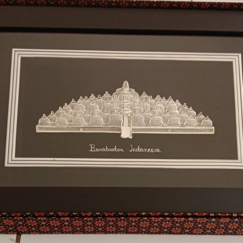 pajangan frame Borobudur 22cm / cinderamata plakat Borobudur / Souvenir Borobudur silver plated