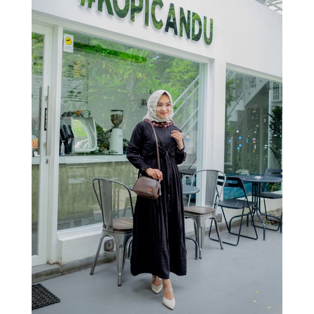 Gendhis Sling Bag - Tas Selempang Wanita by Biru Tsabita