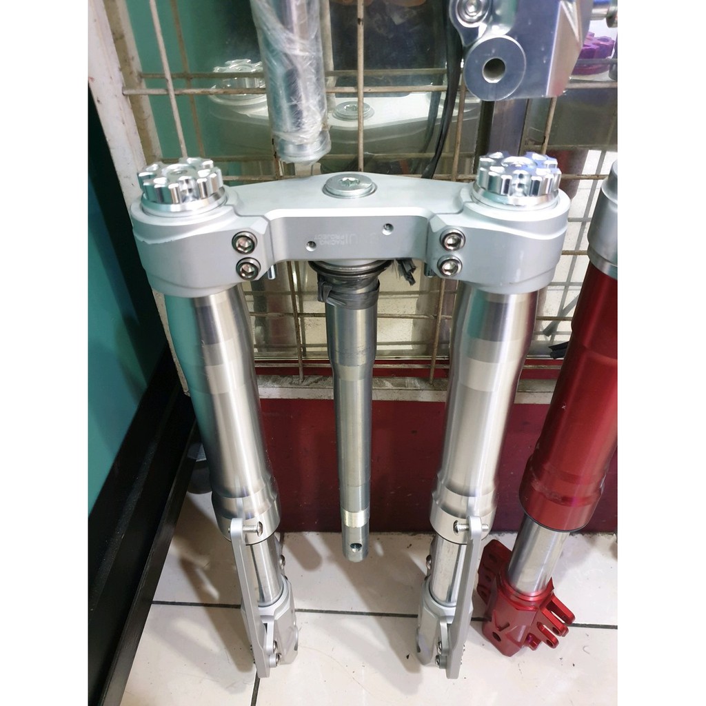 Usd nui honda pcx 150 lokal. shock depan honda pcx150. upsidedown nui honda pcx 150