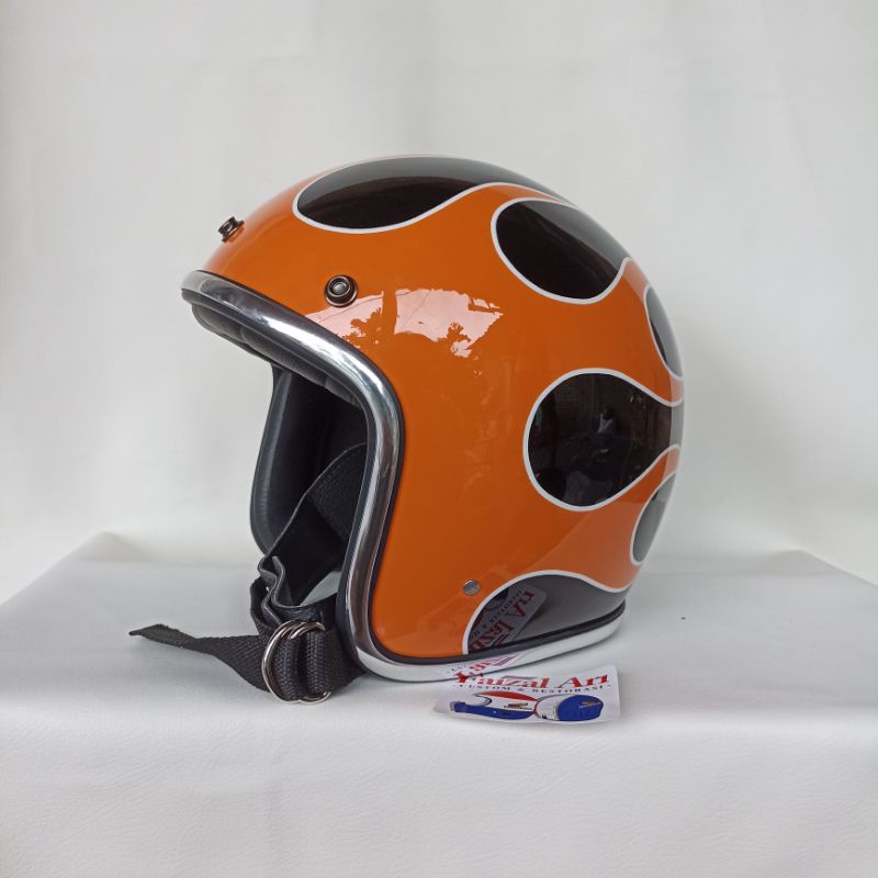 Helm Slim Head Motif Flame Api 3