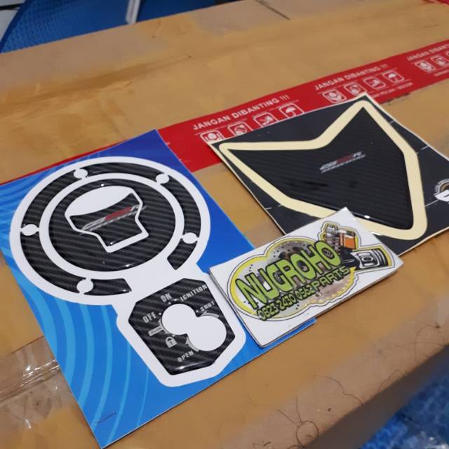 Keypad Fuelpad Dan Tailpad Stiker Timbul New CB150R HITAM FULL
