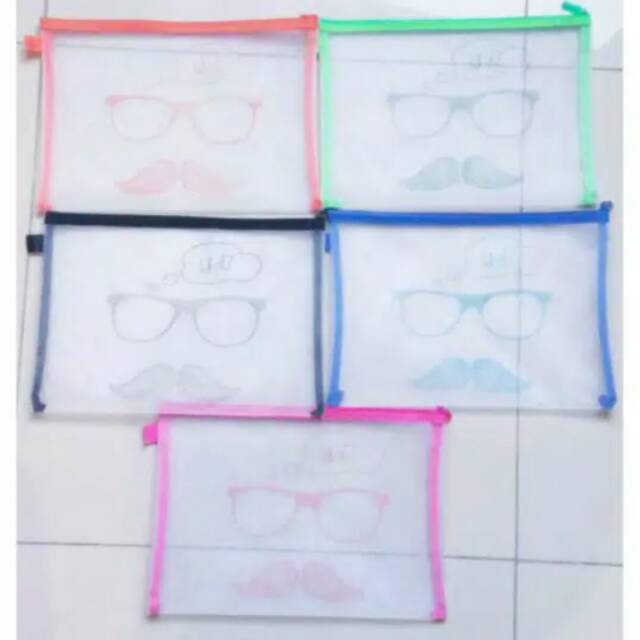 

Map Zipper bag kaca mata ukuran A4