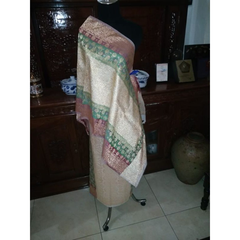 1 set kain songket Palembang " motif Limar" asli berkualitas+ kotak songket