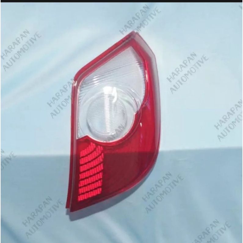 Myka lampu stop Ayla Agya